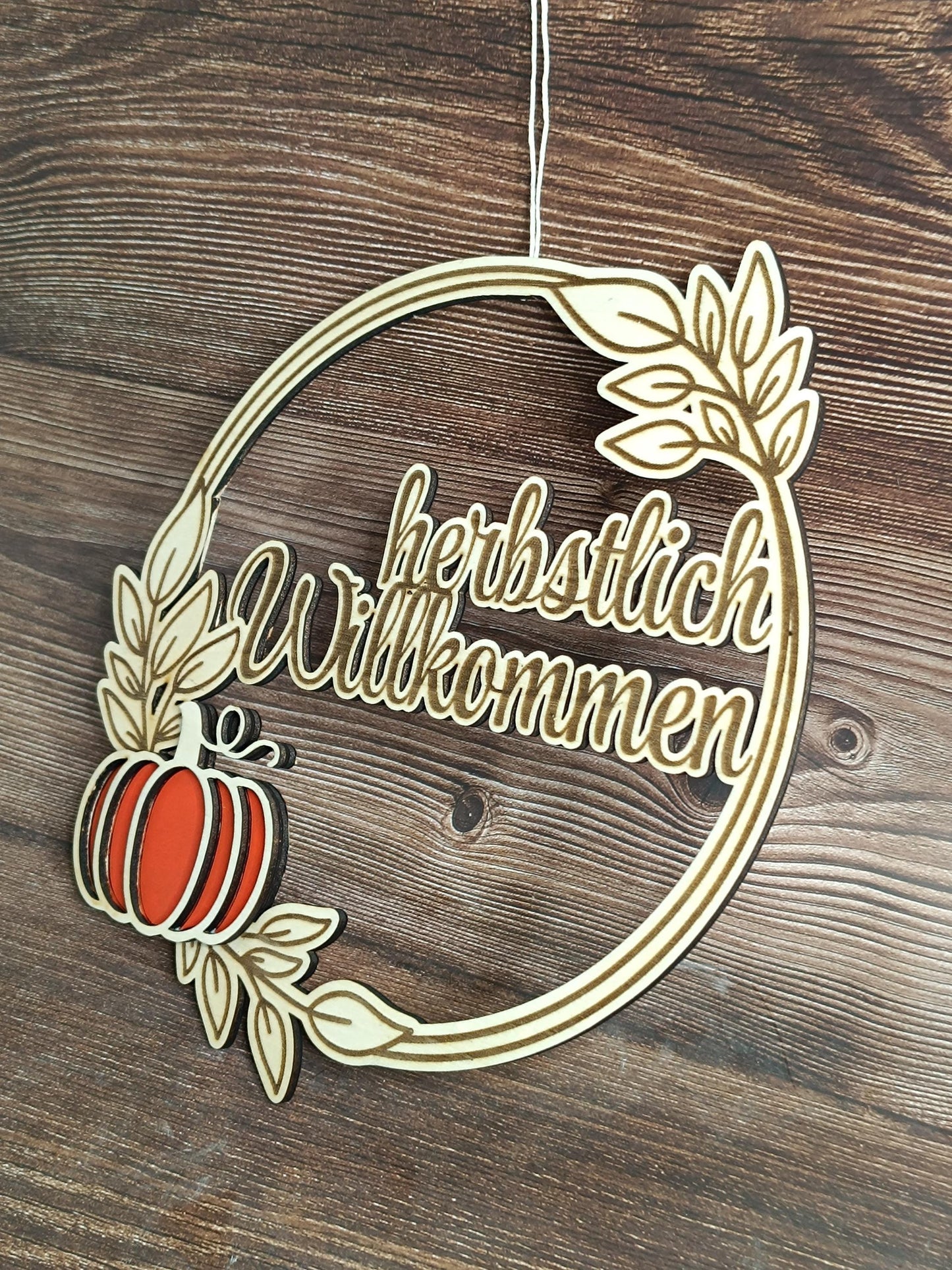 Türkranz "herbstlich willkommen" mit Kürbis, Herbstkranz, in verschiedenen Farben erhältlich