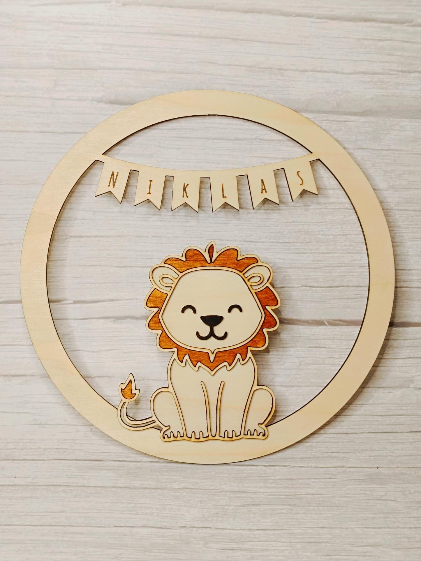 Personalisierter Holz Türkranz mit Tiermotiven – personalisierbar mit Wunschnamen und Tiermotiv I Kinderzimmerdeko, Geschenkidee, Babyshower