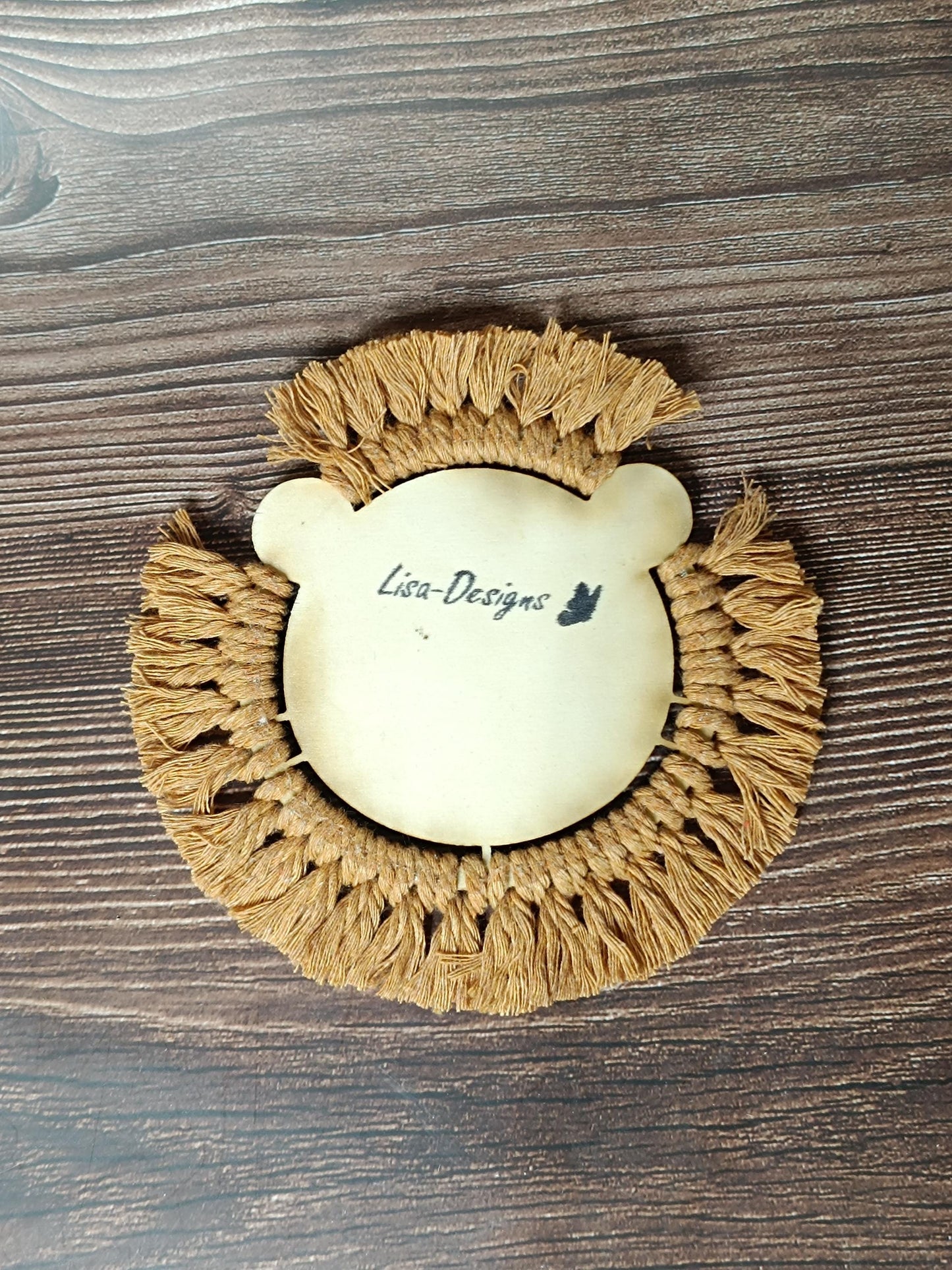 handgemachter Löwenkopf aus Holz & Makramee – süße Kinderzimmerdeko, Wanddeko Tiermotiv, Babyzimmer, Geschenk, Geburt, Taufe, Geburtstag