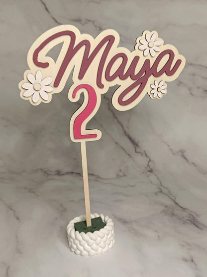 Caketopper / Schriftzug personalisiert mit Namen und Motiv, Blumen, Alter, Zahl, Holz, für Geburtstag oder Jubiläum, personalisierbar