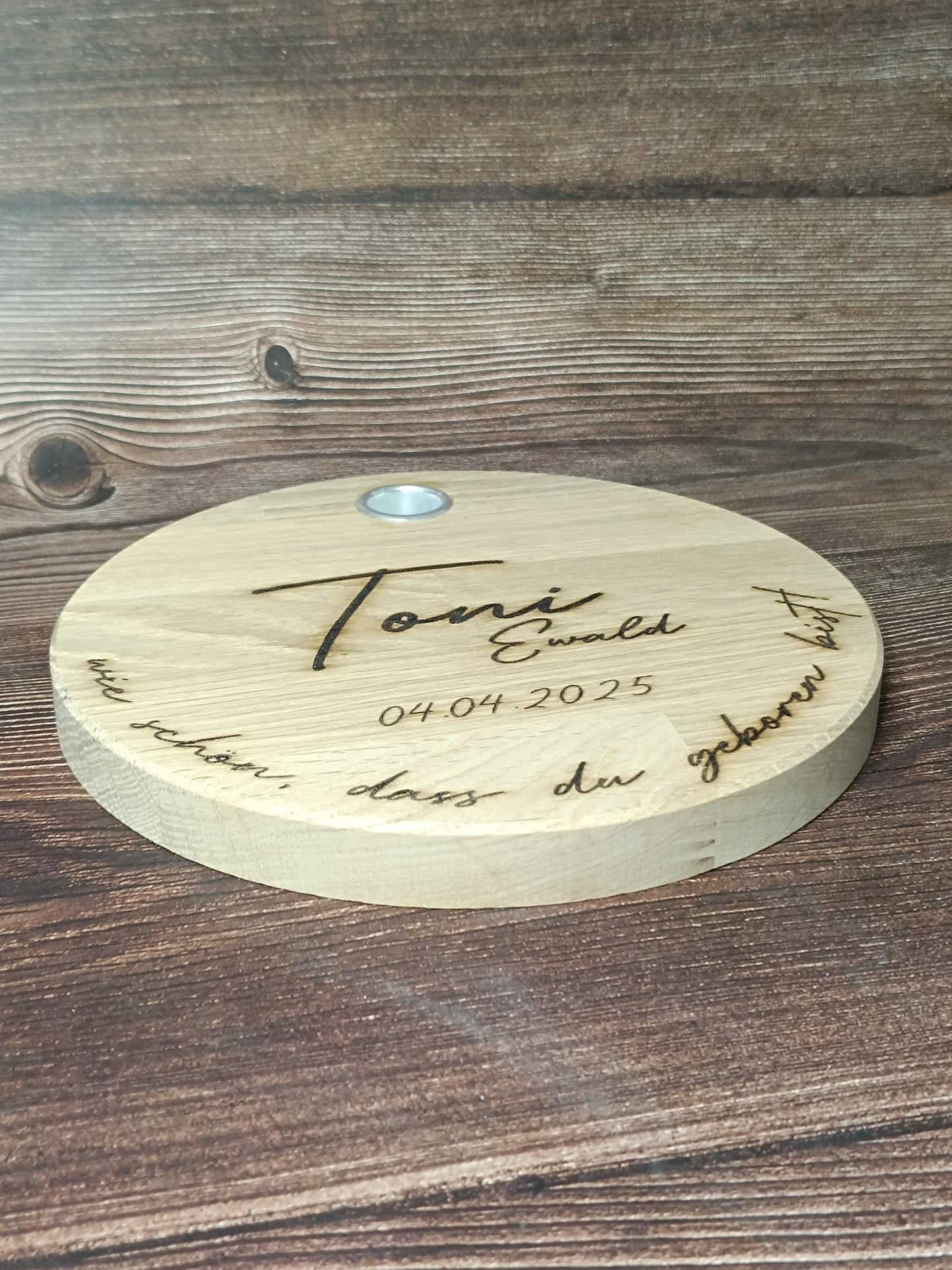 Geburtstagsbrettchen mit individueller Gravierung für Geburtstag mit Wunschtext, personalisierbar, persönlich, originell, aus Holz, Geburt