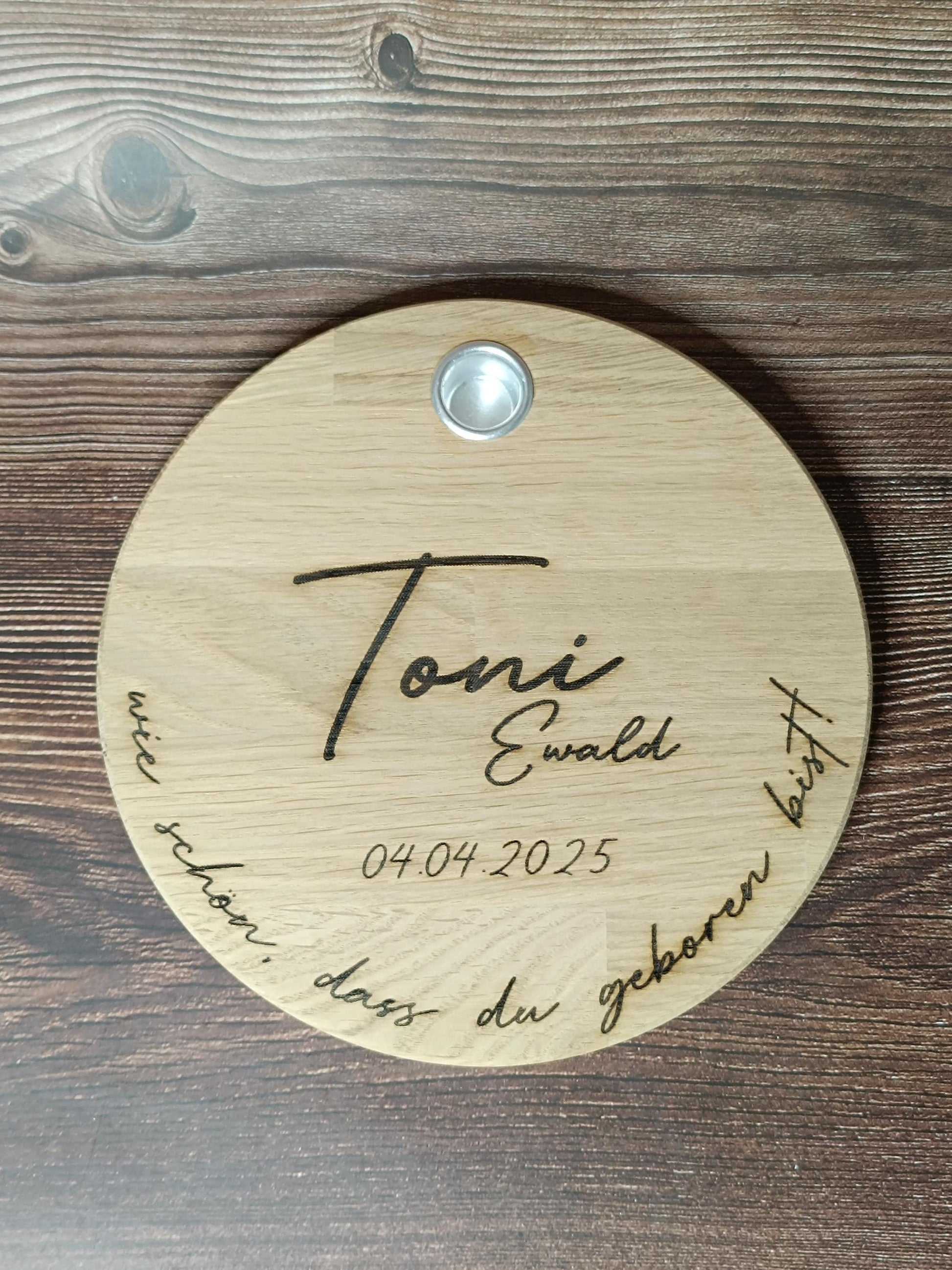 Geburtstagsbrettchen mit individueller Gravierung für Geburtstag mit Wunschtext, personalisierbar, persönlich, originell, aus Holz, Geburt