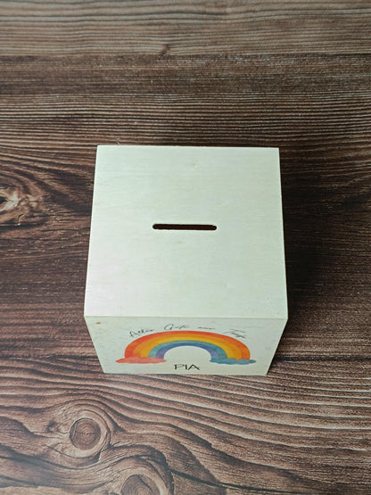 Personalisierte Spardose zur Taufe, Geburt, Hochzeit, Einschulung aus Holz – Geschenk mit Namen & Text individualisierbar, Wunschtext