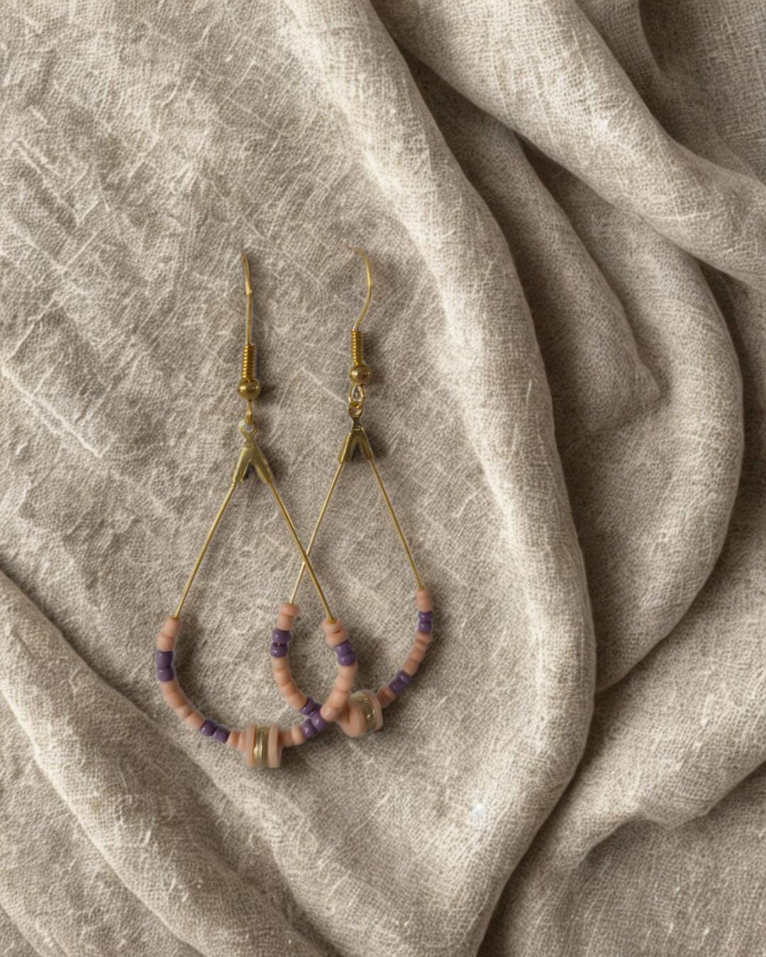 Handgemachte Perlenohrringe in Tropfenform | Boho Ohrringe mit Perlen & Anhängern | Sommer Schmuck Geschenkidee Urlaub | Bohemian Ohrringe