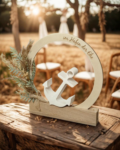 Maritimes Hochzeitsgeschenk „Im Hafen der Ehe“ – Deko Aufsteller mit Anker & Trockenblumen – personalisiertes Geschenk zur Hochzeit