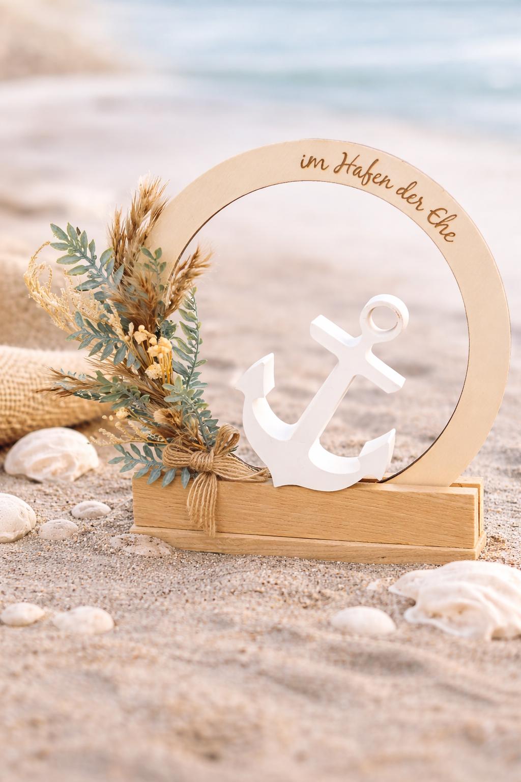 Maritimes Hochzeitsgeschenk „Im Hafen der Ehe“ – Deko Aufsteller mit Anker & Trockenblumen – personalisiertes Geschenk zur Hochzeit