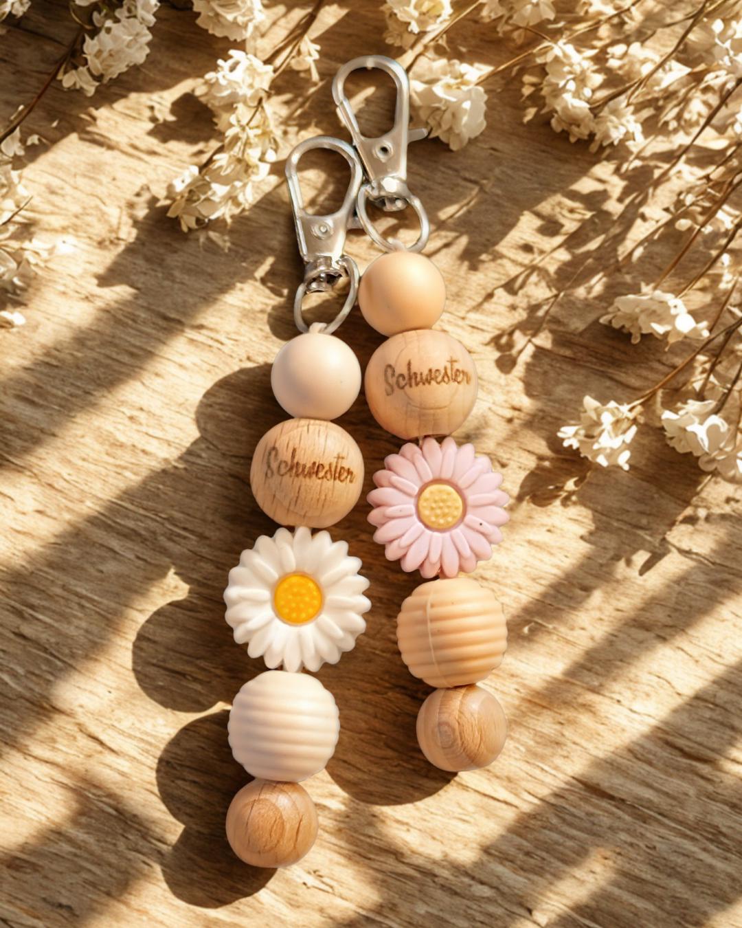 Schlüsselanhänger, Geschenk für Mama | Oma | Papa | Opa | Schwester | personalisiert | Muttertag | Geschenkidee | Geburtstag | Liebe