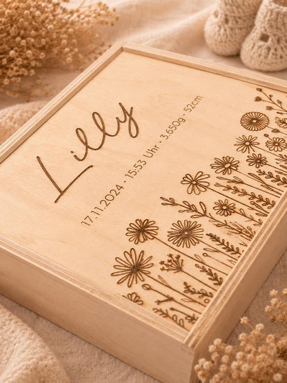 Memory-Box I Erinnerungskiste I Personalisierbar I Wunschmotiv I Name I Baby I Hochzeit I Taufe I Holzkiste mit Schiebedeckel I Babyshower
