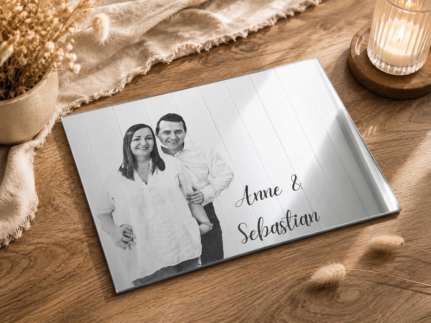 Personalisierter Spiegel mit Foto & Gravur | Geschenk für Paare | Hochzeitsgeschenk | Erinnerungsgeschenk A4 | Geschenkidee | Spiegelgravur