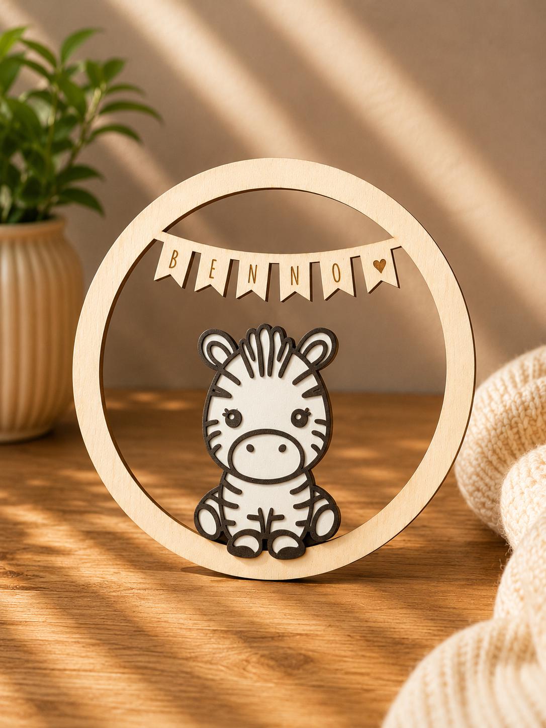 Personalisierter Holz Türkranz mit Tiermotiven – personalisierbar mit Wunschnamen und Tiermotiv I Kinderzimmerdeko, Geschenkidee, Babyshower