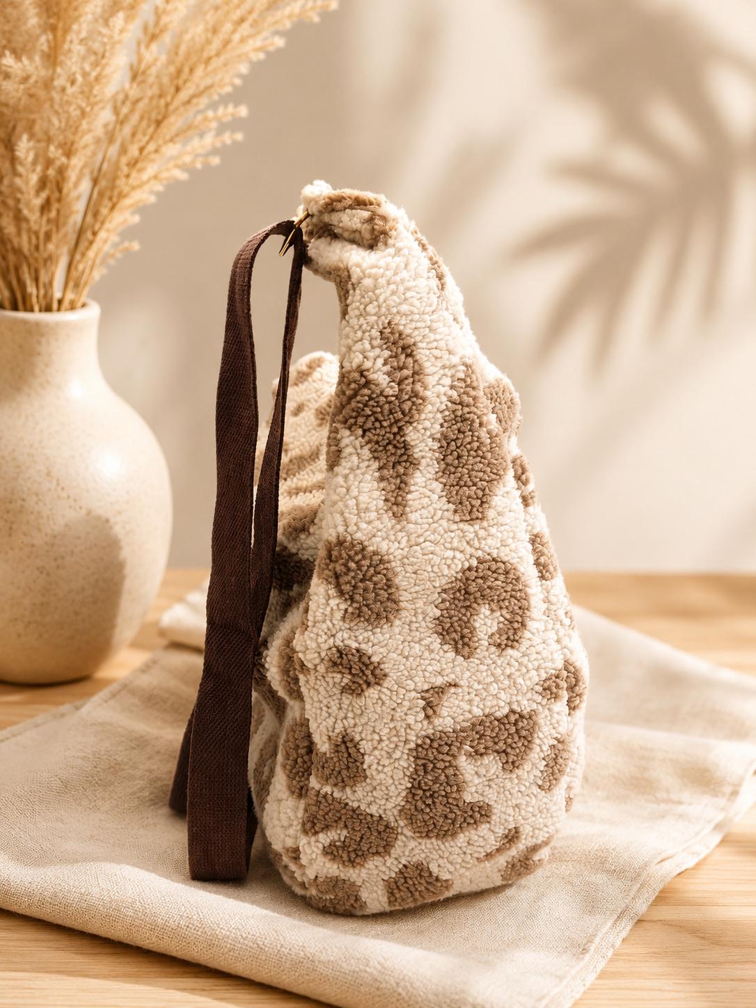 Shopper| Große Stofftasche mit Innenfach | Teddy Tasche Damen Leo Shopper Handmade | Kuschelige Sherpa Bag Beige Leopard | Umhängetasche